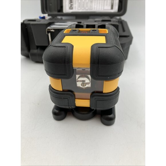 *DeWalt DW08802 36ft Range Self-leveling Cross Line Laser Level - Picture 2 of 7